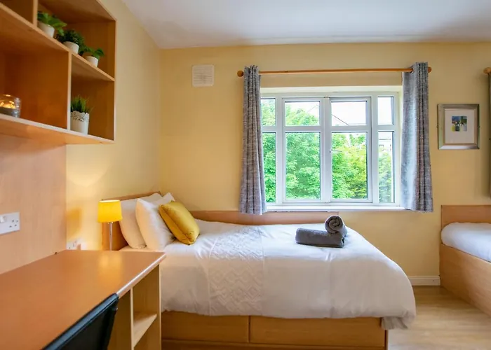 別荘 87 - 4 Bedroom Townhouse With Parking *